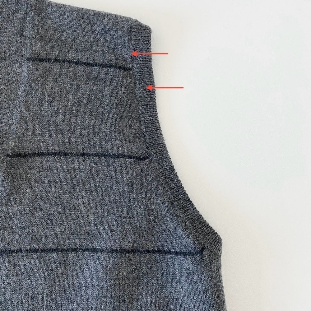Vintage Ports 100% Wool Striped Vest - Picture 6 of 7